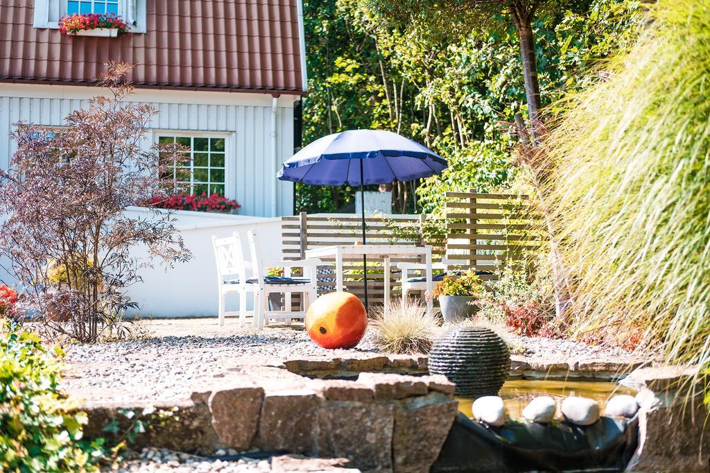 Agda Lund Bed & Breakfast Kivik Extérieur photo